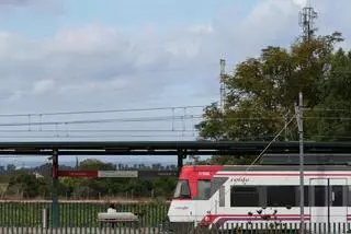 Una locomotora arrolla a una persona en Dos Hermanas e interrumpe la circulación de trenes en Sevilla