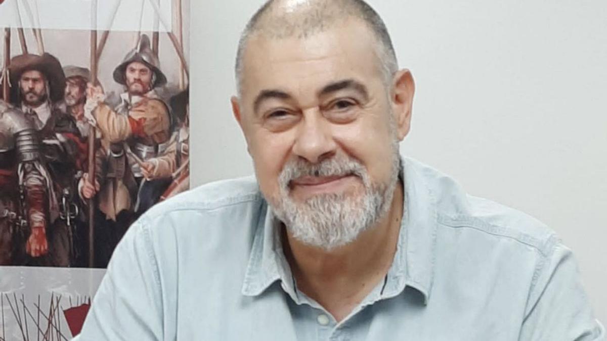 Paco Álvarez.