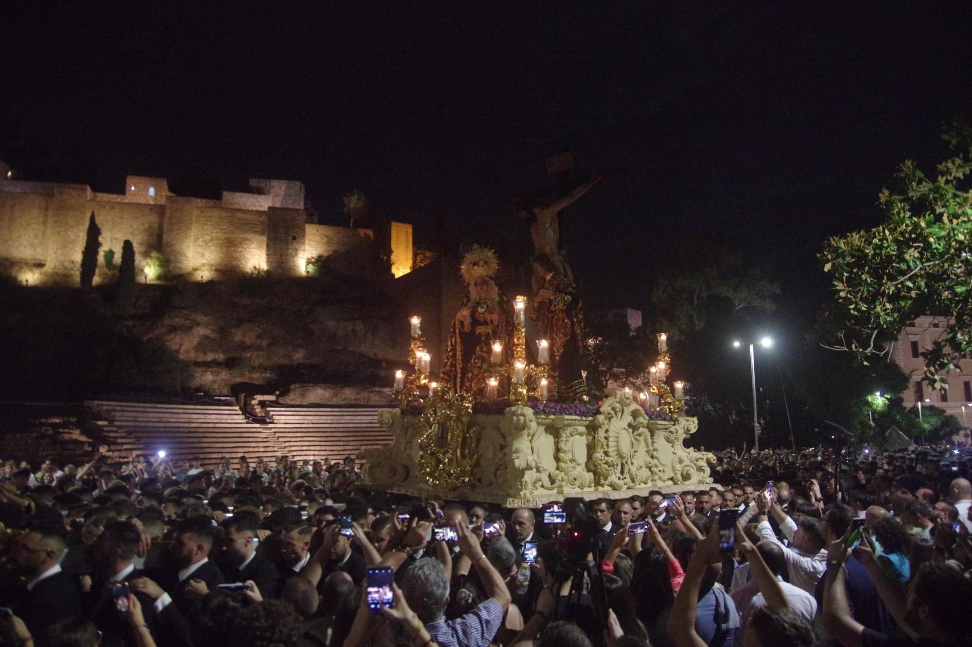 Procesión de la hermandad del Puerto de la Torre por el Centro de Málaga