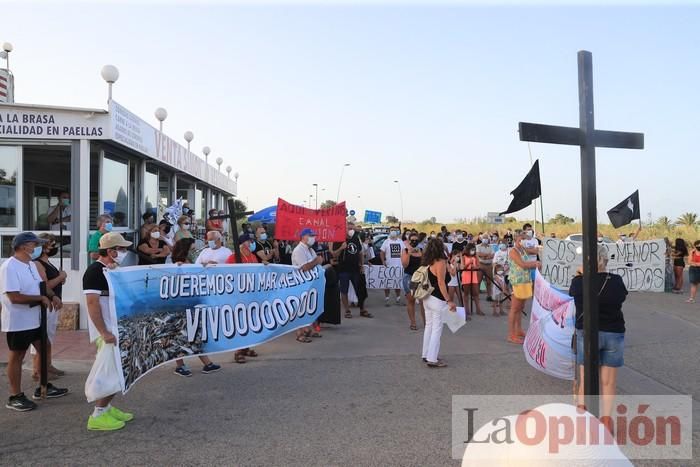 Protesta contra el estado del Mar Menor