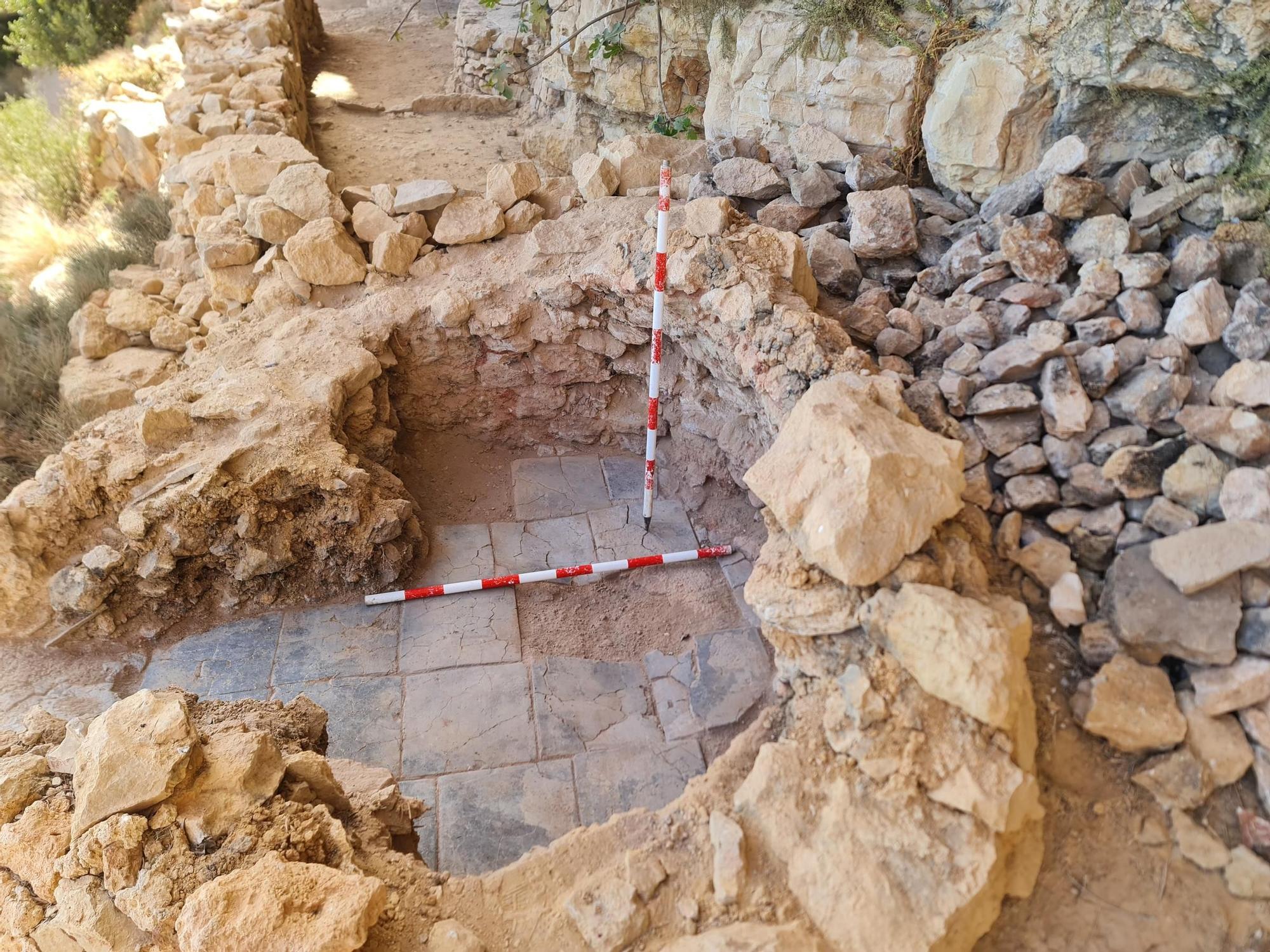 La restauración del horno de la Cova de les Morretes de Benitatxell, paso a paso