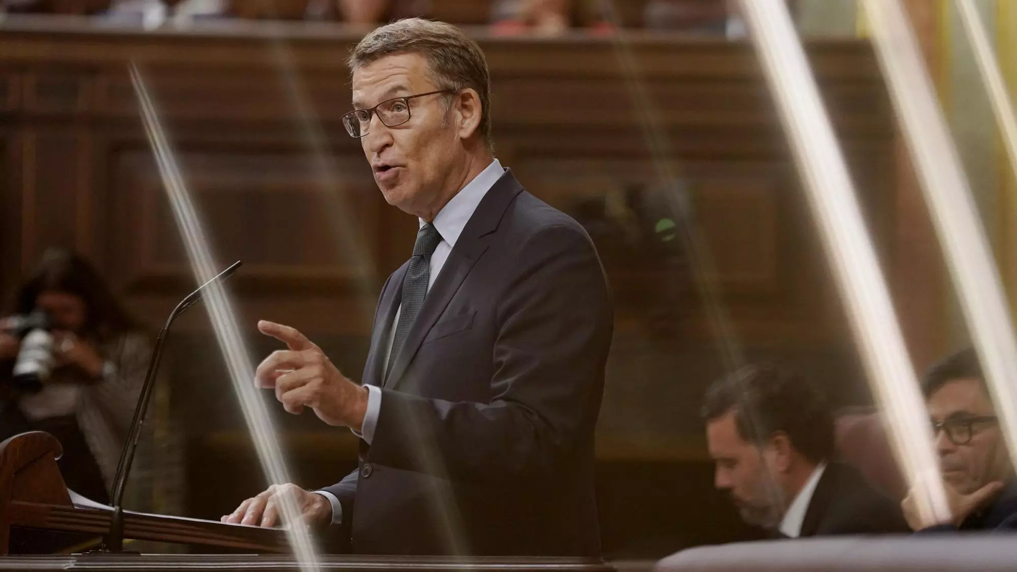Feijóo a Sánchez: "Tenga usted la valentía que no tuvo el martes"