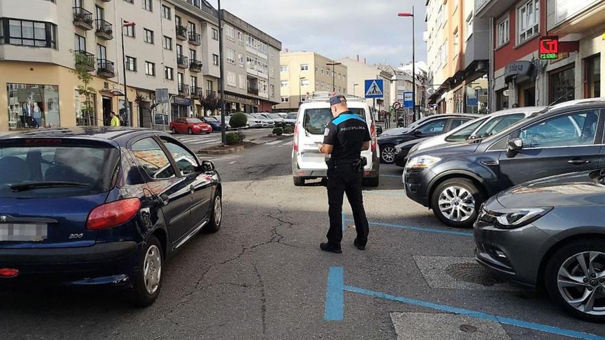 Agente de Policía Local en Costa da Tapia.