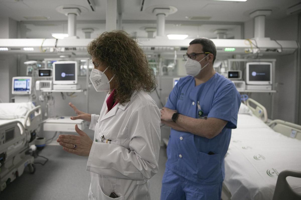 Els sanitaris demanden davant la covid recolzats en la prevenció de riscos laborals Els sanitaris demanden davant la covid recolzats en la prevenció de riscos laborals