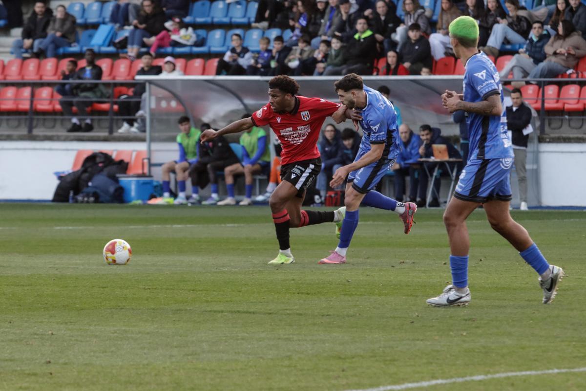 Las imágenes del Ourense - Mérida