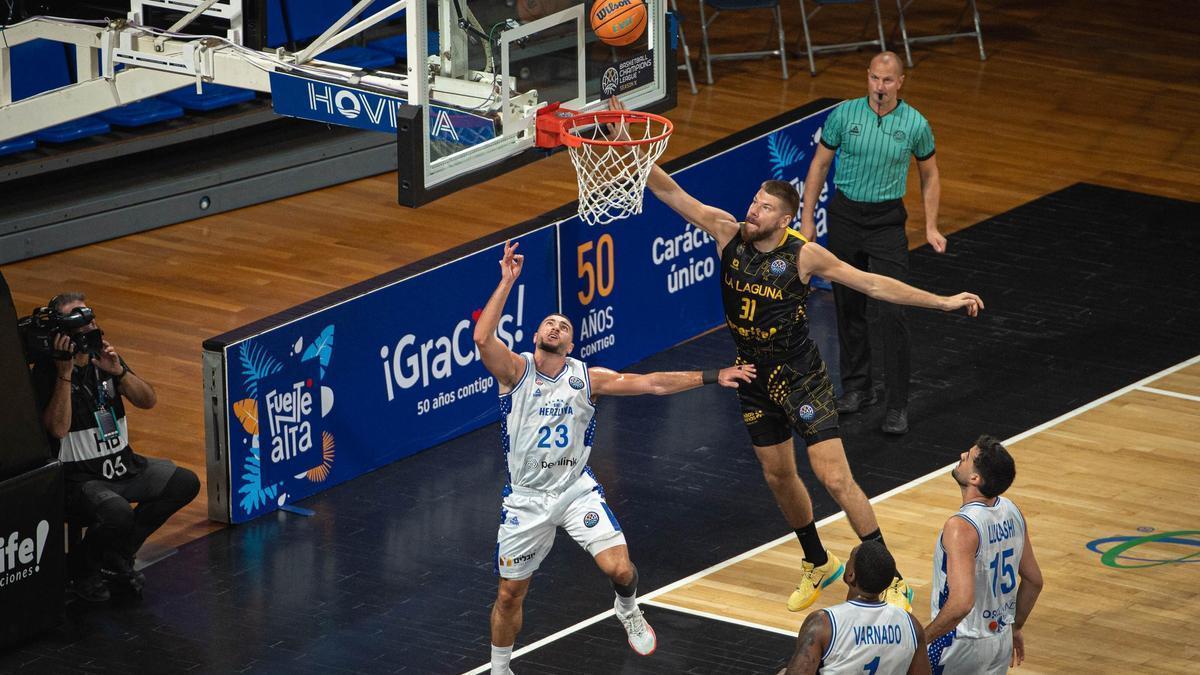 El partido La Laguna Tenerife-Herzliya de la primera vuelta.