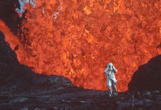 Crítica de ‘Fire of love’: fascinados por la lava ardiendo