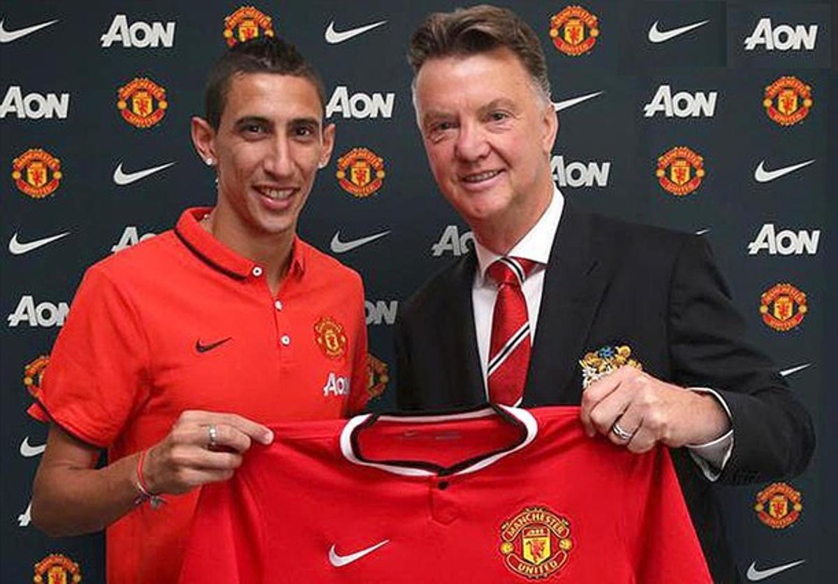 Di María i Van Gaal, amb la samarreta del United.