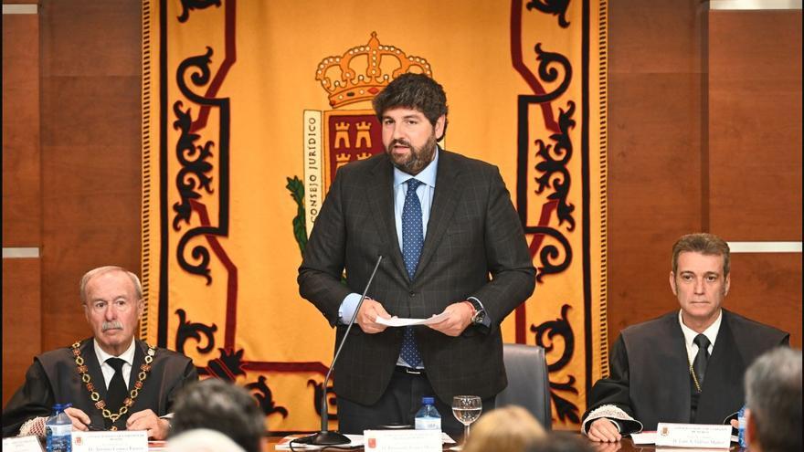 Las reclamaciones a la Administración se quedan en papel mojado