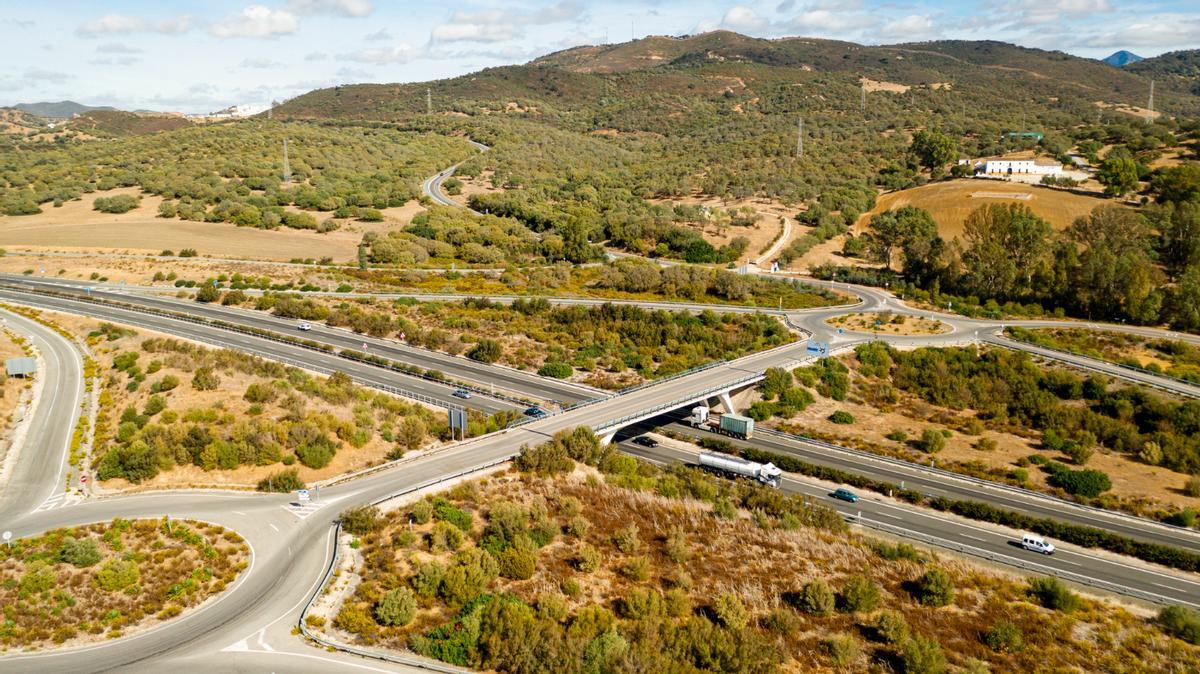 Vista aérea de una autopista.