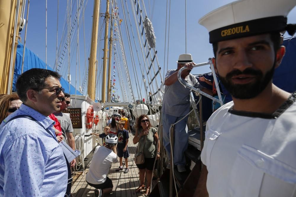 Visita al Creoula en la dársena de San Agustín