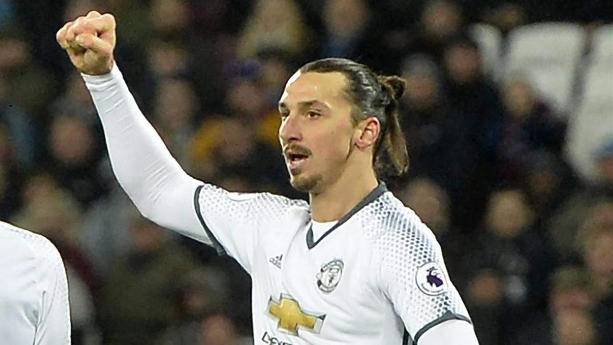 Ibrahimovic podría continuar en el United hasta 2019.