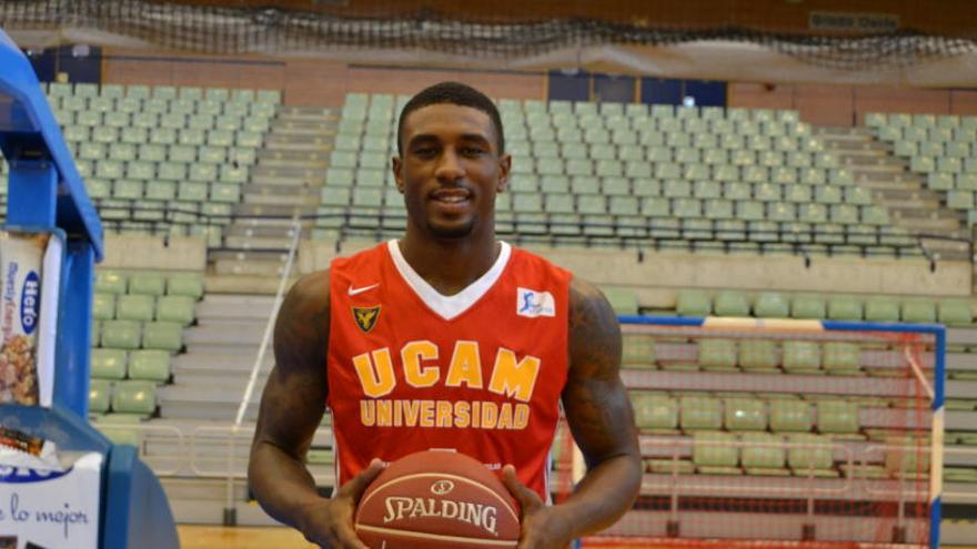 El UCAM Murcia le ofrece la renovación a Ovie Soko