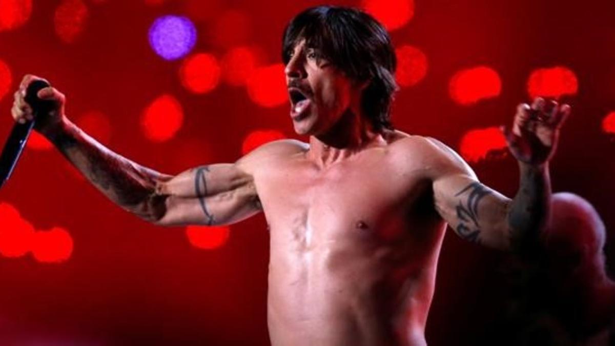 Anthony Kiedis, de Red Hot Chili Peppers.