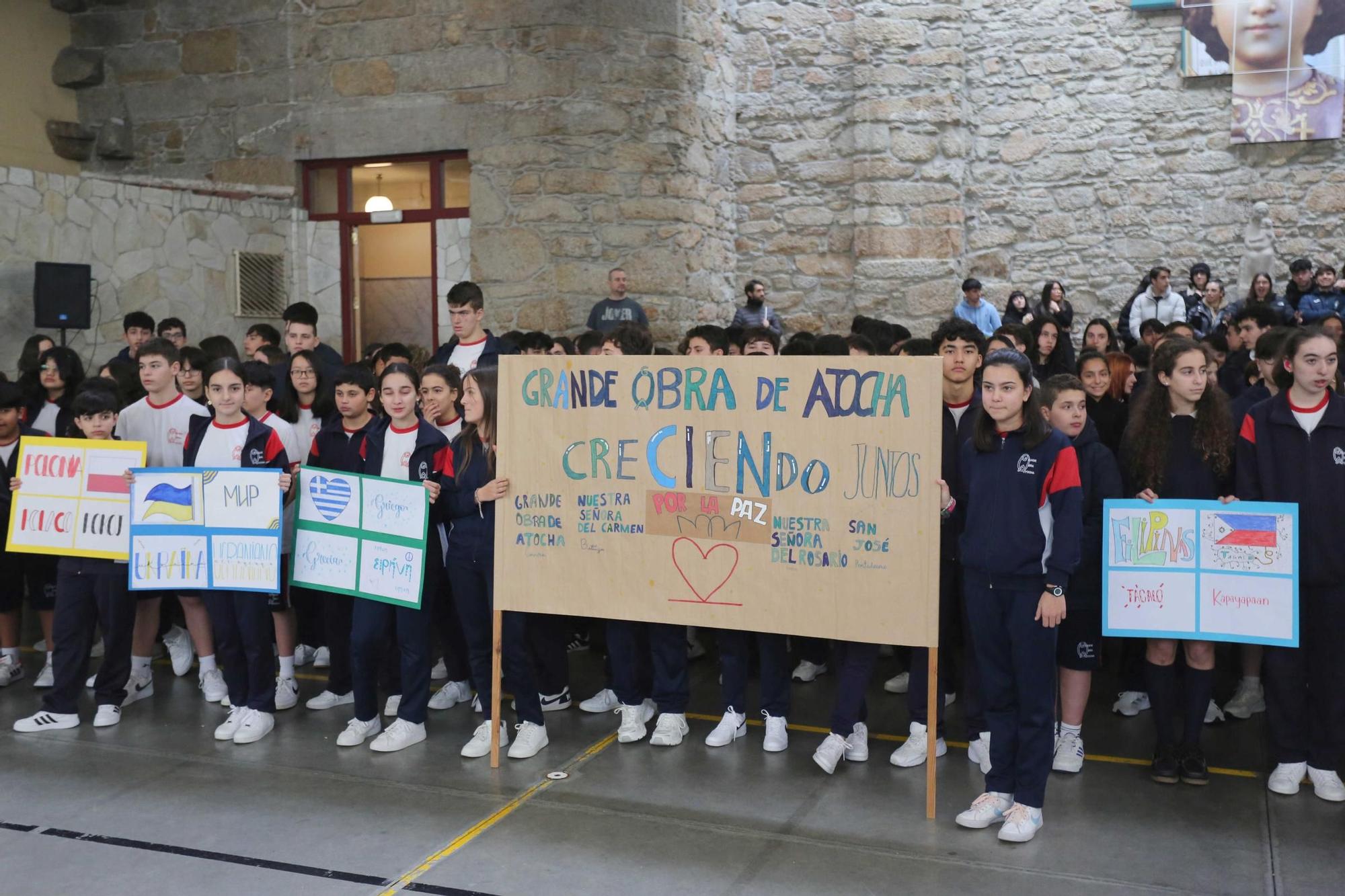 Más de 1.300 alumnos y profesores de la Grande Obra celebran el Día de la Paz