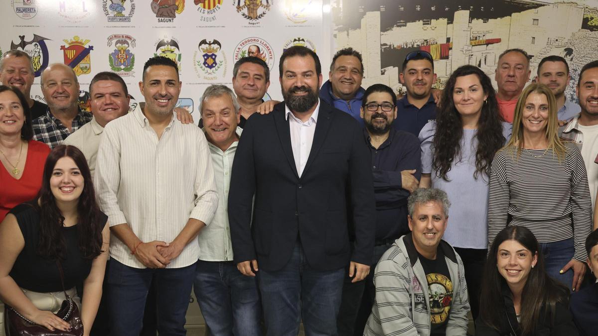 Aitor Muñoz se presenta como candidato a la presidencia de FJFS