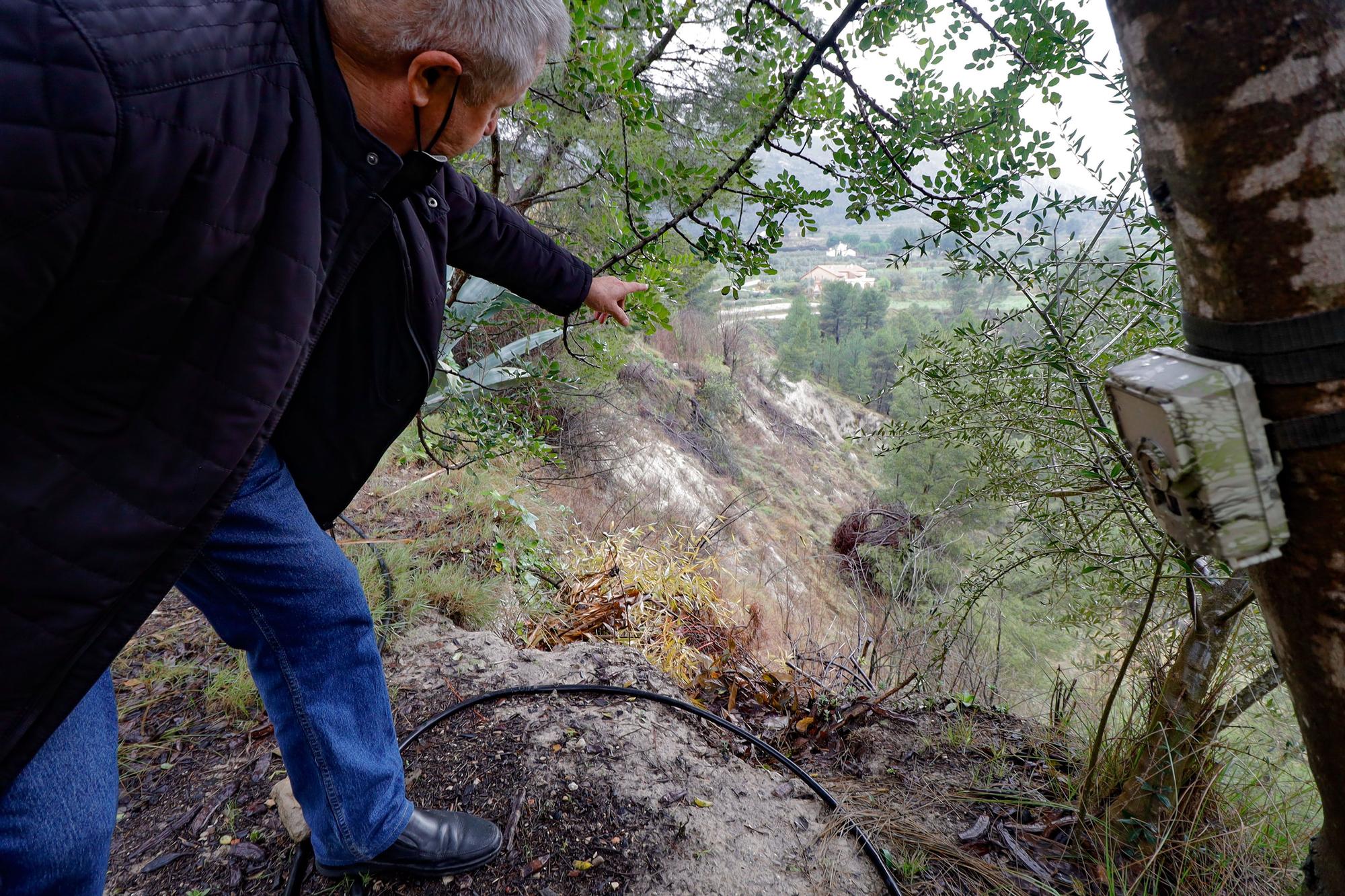 Las lluvias agravan el riesgo de derrumbes en el barranco de Benillup