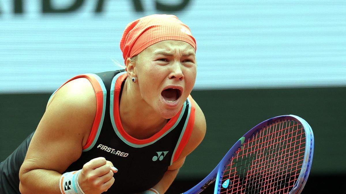 Bombazo en París: Sabalenka, eliminada de Roland Garros por la rusa Diana Shnaider