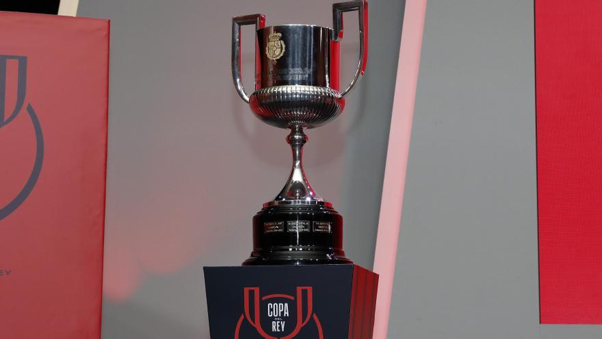 Los equipos pugnarán por este trofeo en la Copa del Rey