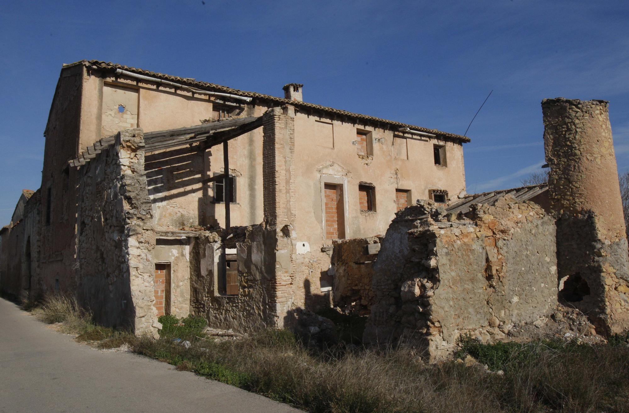 El poblado abandonado de Berfull, una cita con el pasado