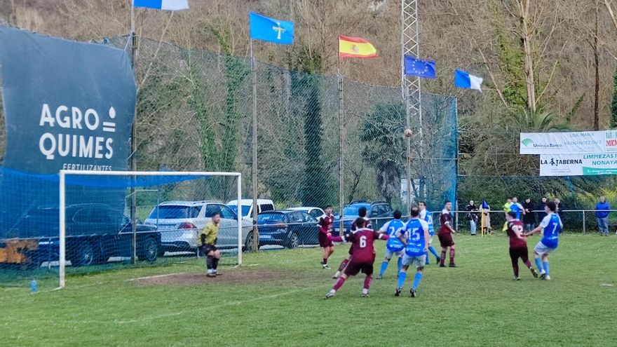 Cornellana se afianza en puestos de playoff con una nueva goleada