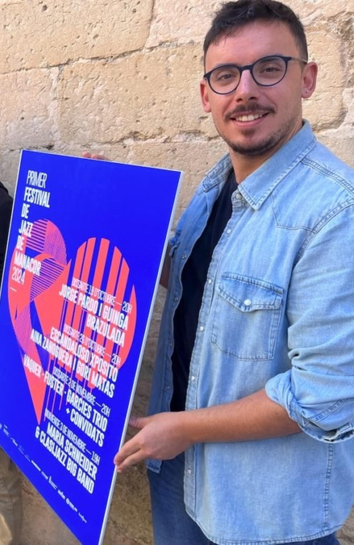 Ferran Montero durante la presentación de unos actos en Manacor.