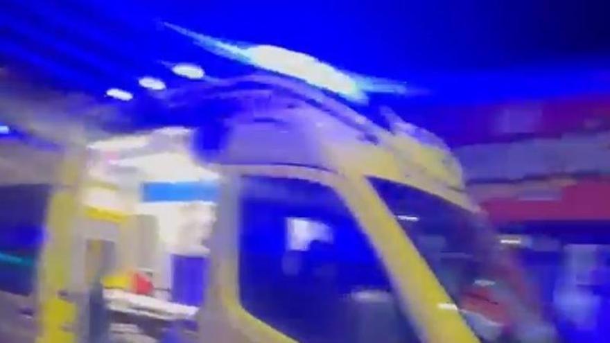Policías nacionales salvan la vida de una mujer atrapada en el incendio de su bar en Murcia