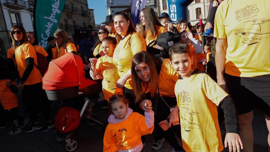 Avilés corre contra el cáncer infantil: más de 2.500 personas participan en la carrera Galbán