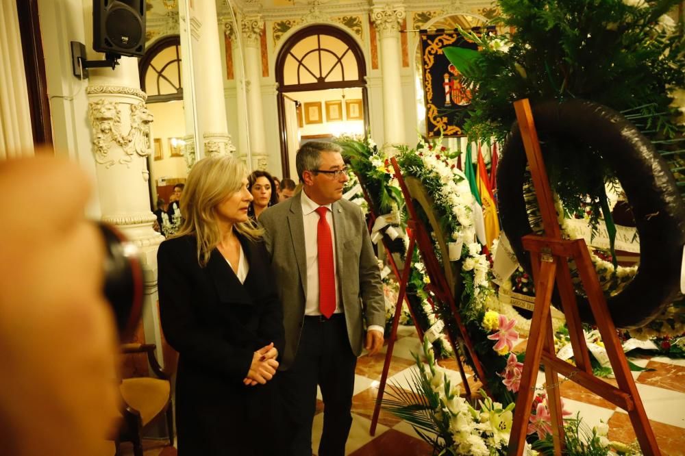 Capilla ardiente de Eugenio Chicano en el Ayuntamiento de Málaga.