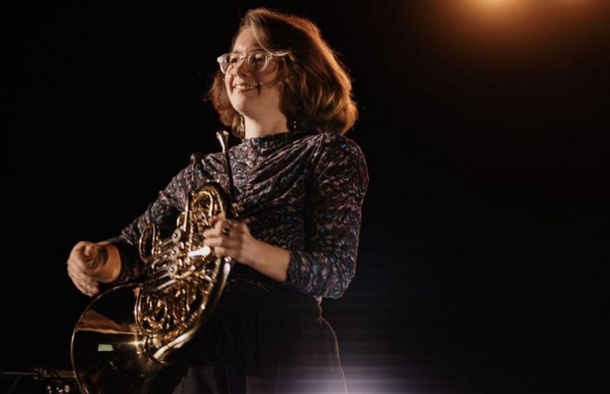 Robyn Blair. | Vertixe