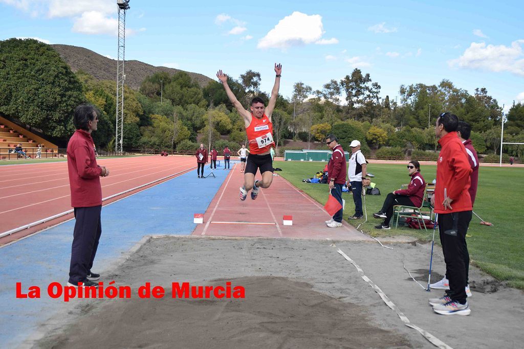 Regional absoluto y sub-23 de atletismo en Lorca