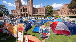 La Universidad de California en Los Angeles en su campamento pro-Palestina.