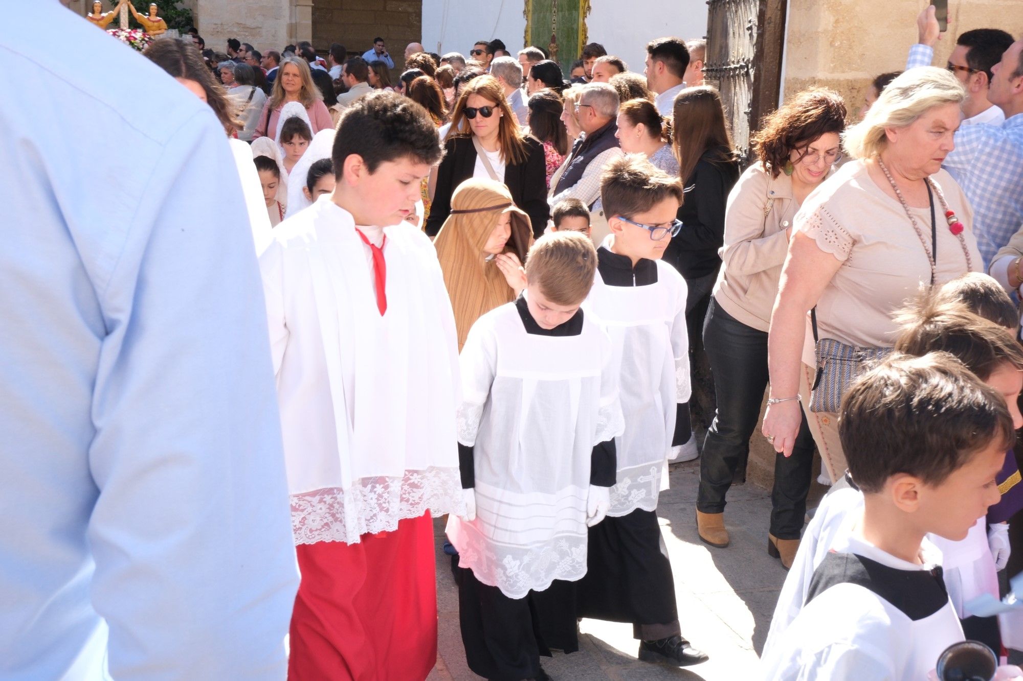 Concentración de tronos chicos en Antequera