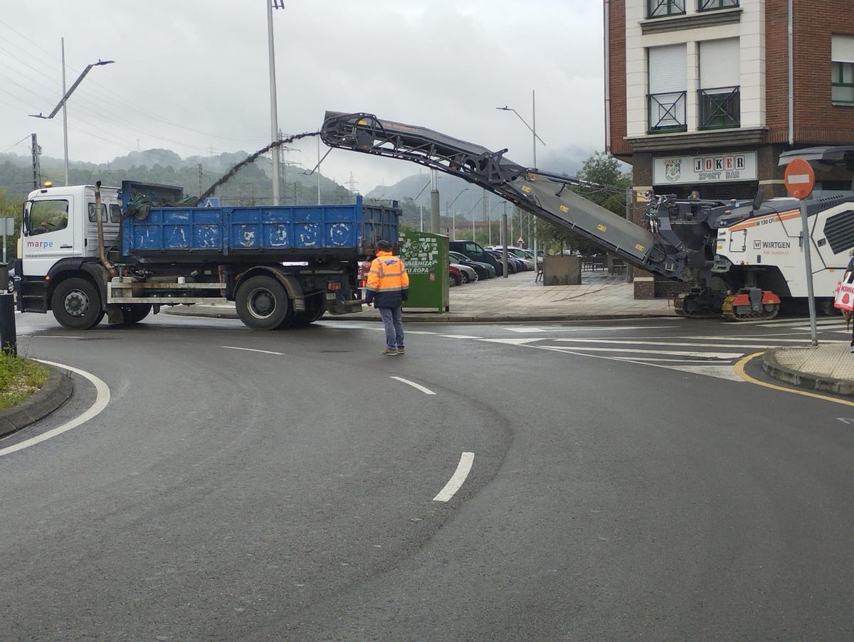 Obras en la calle Norte de La Felguera