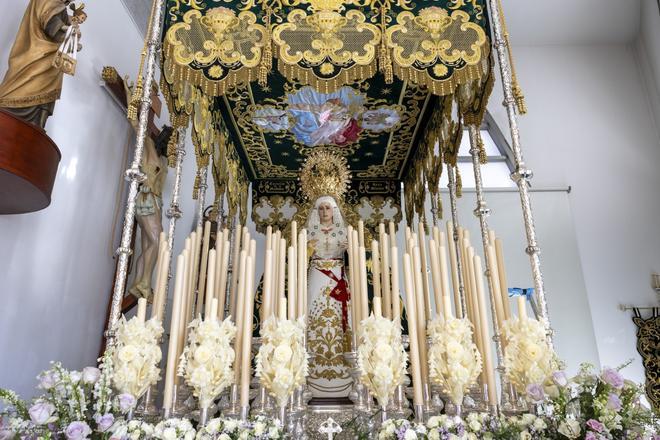 Así ha sido la procesión de Nuestra Señora de la Esperanza y de La Paz "Las Mantillas" de la Semana Santa de Torrevieja 2026 en imágenes