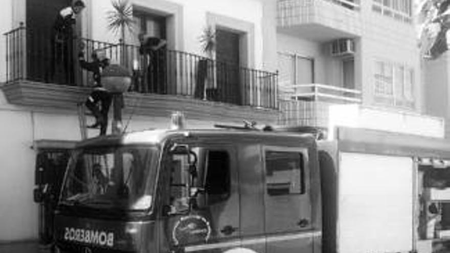 Arde una cocina en una casa de la calle Villafranca