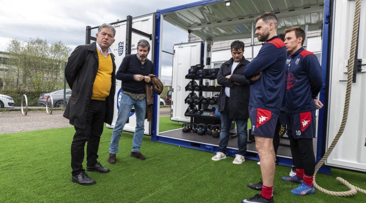 Instalación del «Cubofit» en A Xunqueira. | FDV