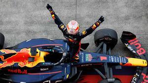 Max Verstappen seguirá llevando el número 1 de campeón en su Red Bull