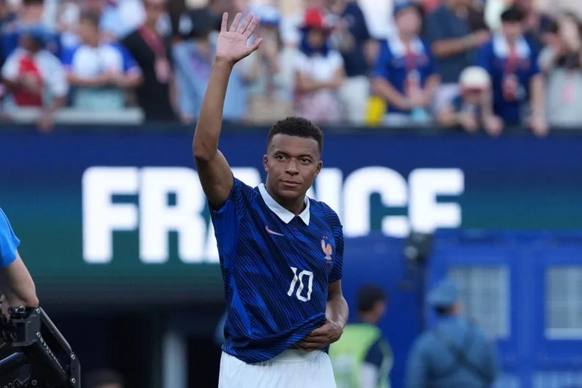 Mbappé en un encuentro con la Selección Francesa