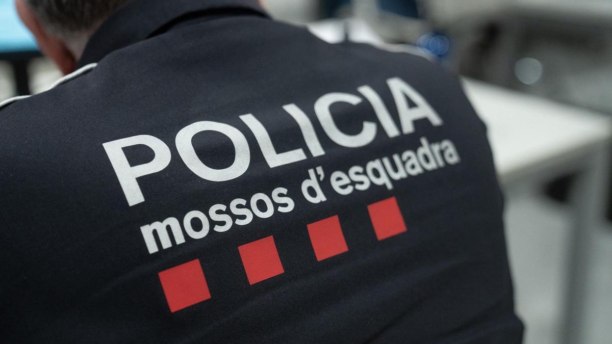 Un agente de los Mossos d'Esquadra