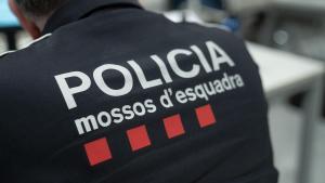 Un agente de los Mossos dEsquadra