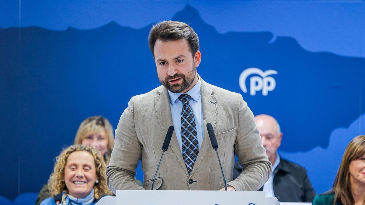 Álvaro Queipo, durante su intervención este lunes en el Comité Ejecutivo del PP asturiano.