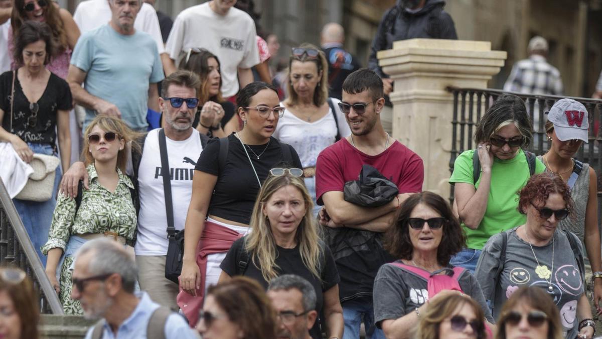 Semana Santa en Asturias con ocupaciones del 80% en Oviedo y el Oriente… pero Otea teme al goteo de cancelaciones por el AVE y el precio del diesel