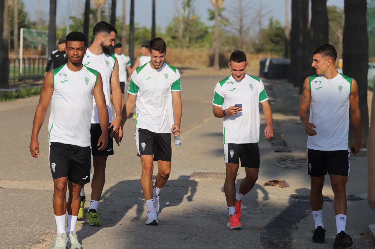 La última sesión del Córdoba CF antes del 'stage', en imágenes