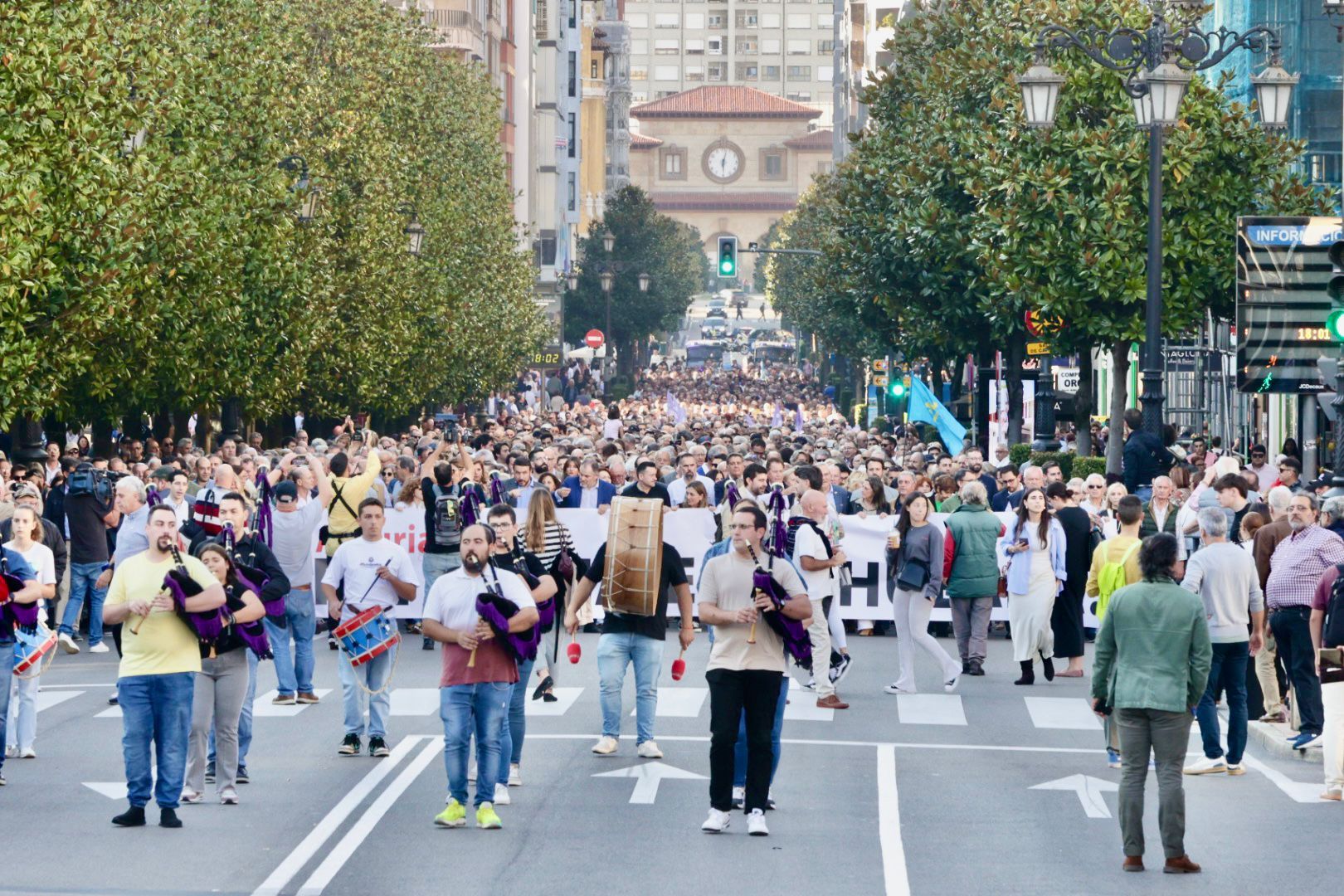 EN IMÁGENES: así fue la gran movilización contra el peaje del Huerna en Asturias