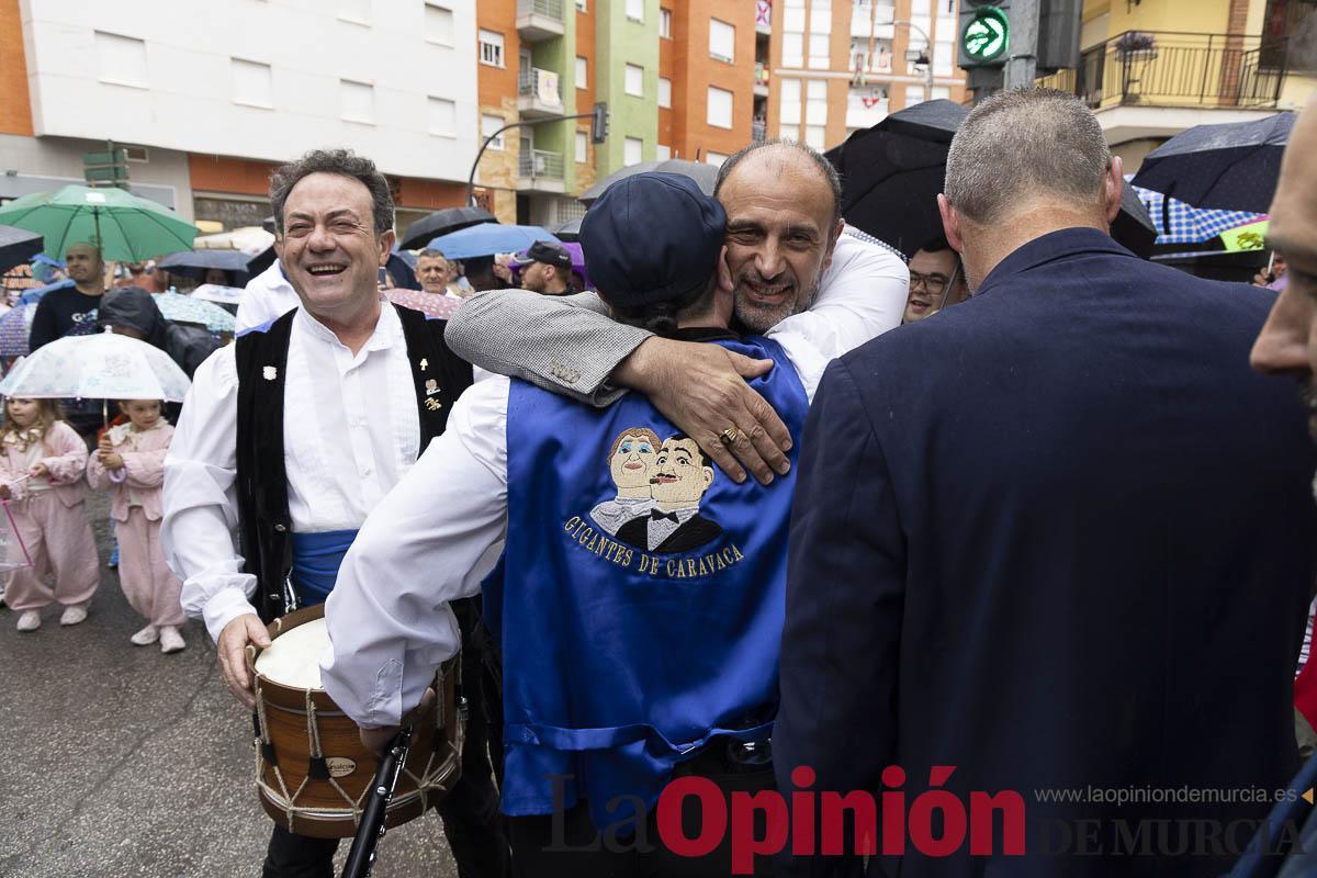 El Tío de la Pita desafía a la lluvia en Caravaca