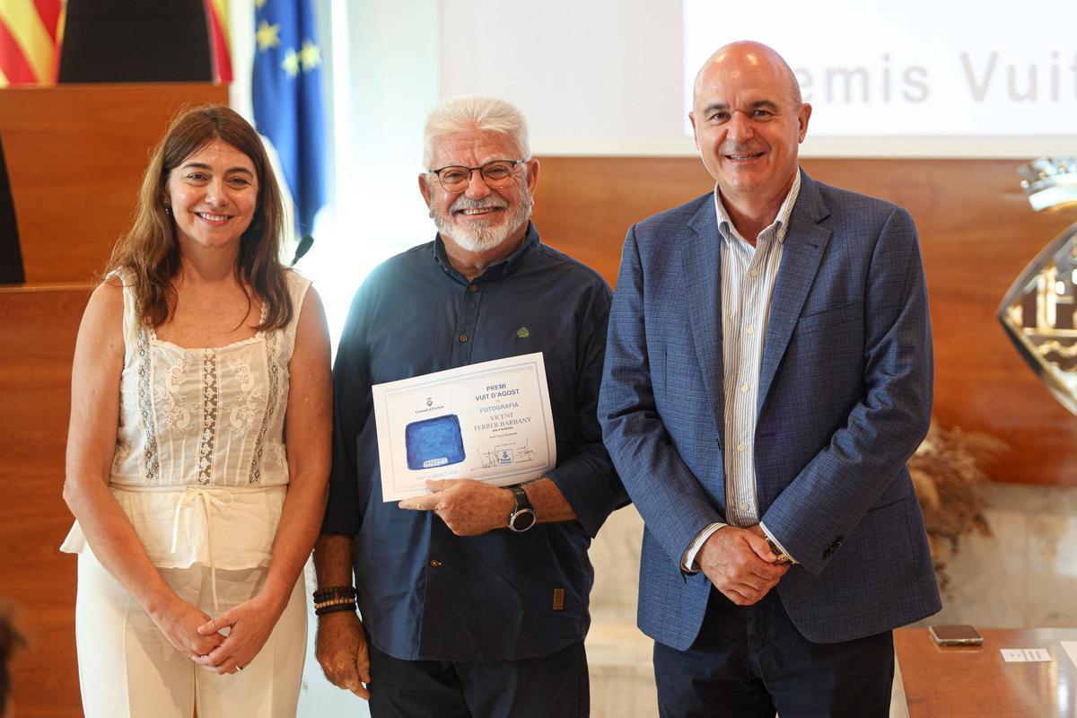 Descubre las imágenes de la entrega de los premios Vuit d'agost 2025
