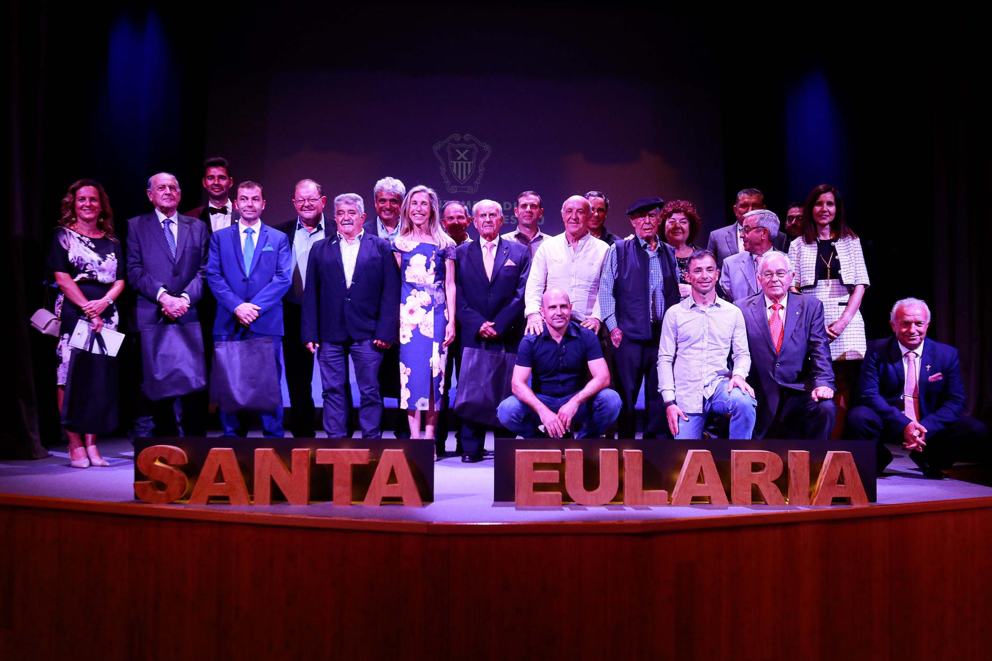 Galería de imágenes de la gala de la Medalla de Oro y de los Premios Xarc en Santa Eulària