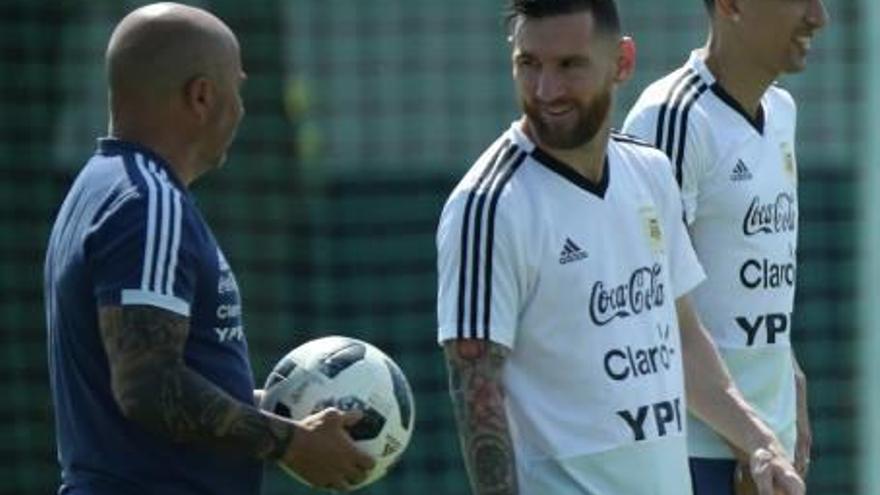 Sampaoli, Messi i Di María en l&#039;entrenament d&#039;ahir de l&#039;Argentina