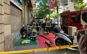 Mor una dona en un incendi del carrer Balmes de Barcelona